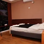 Cherry Tirana