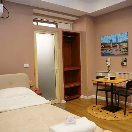 Cherry Apartment Tirana