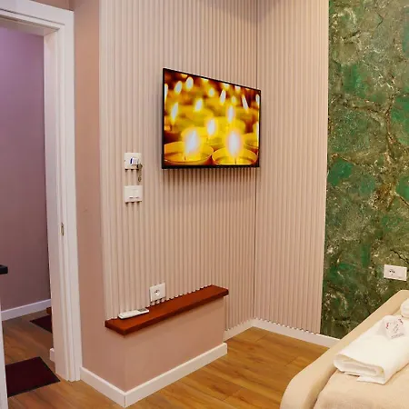 Cherry Apartment *
